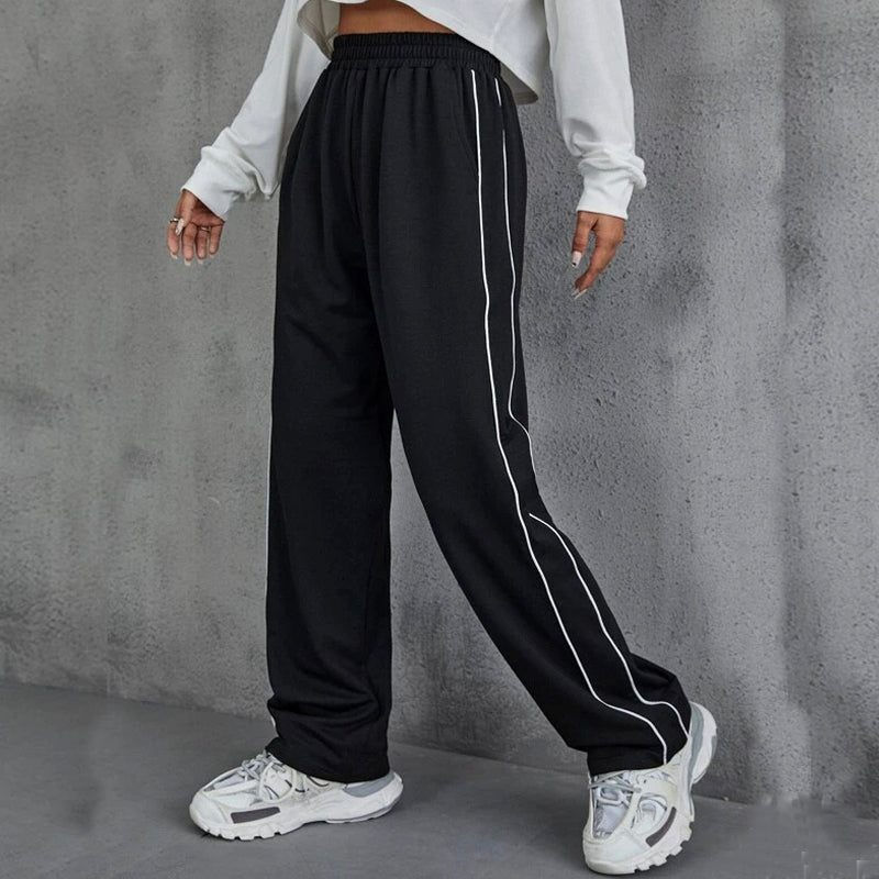 Contrast Piping Sweatpants